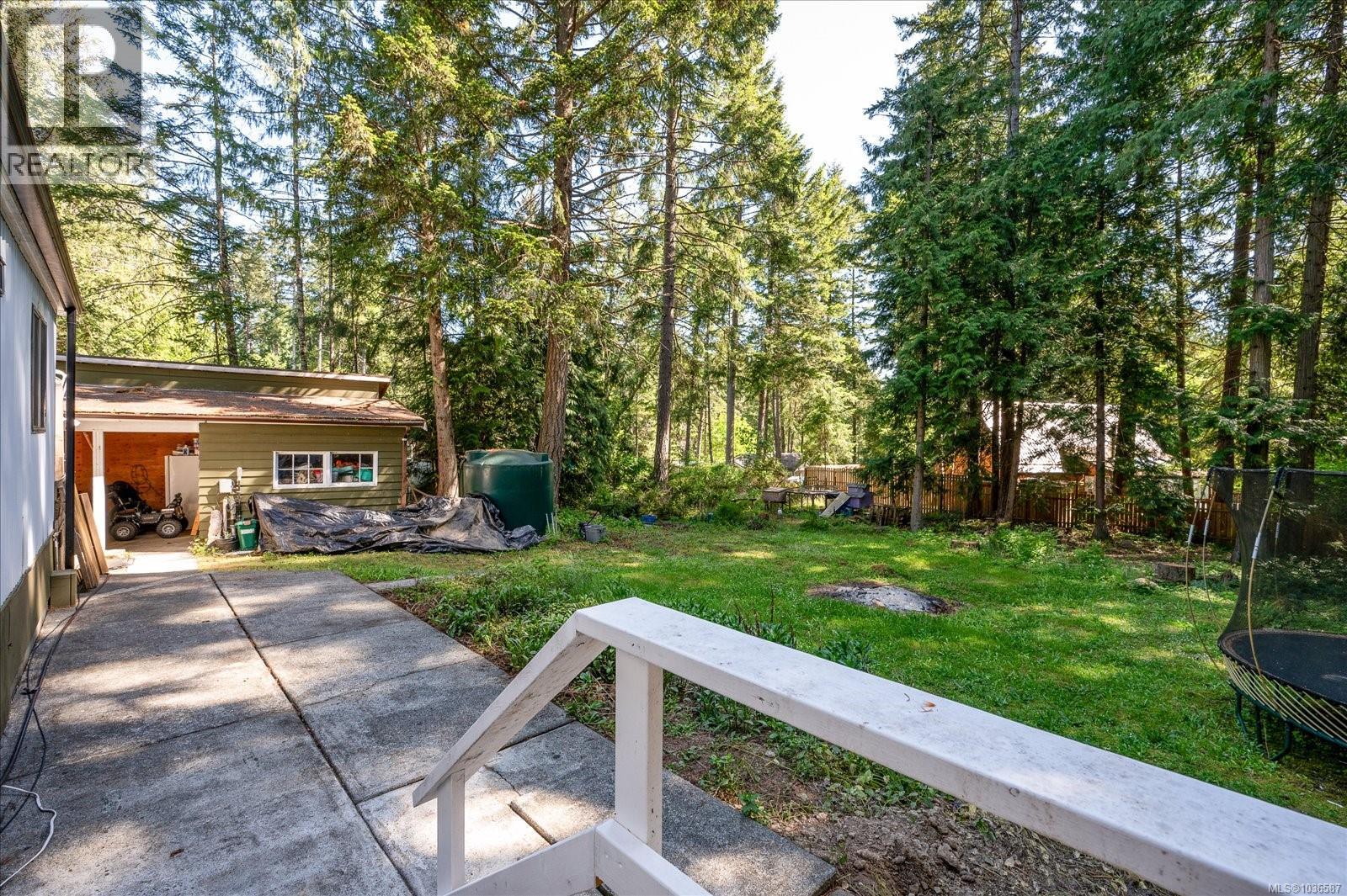 970 Carmen Cres - 11