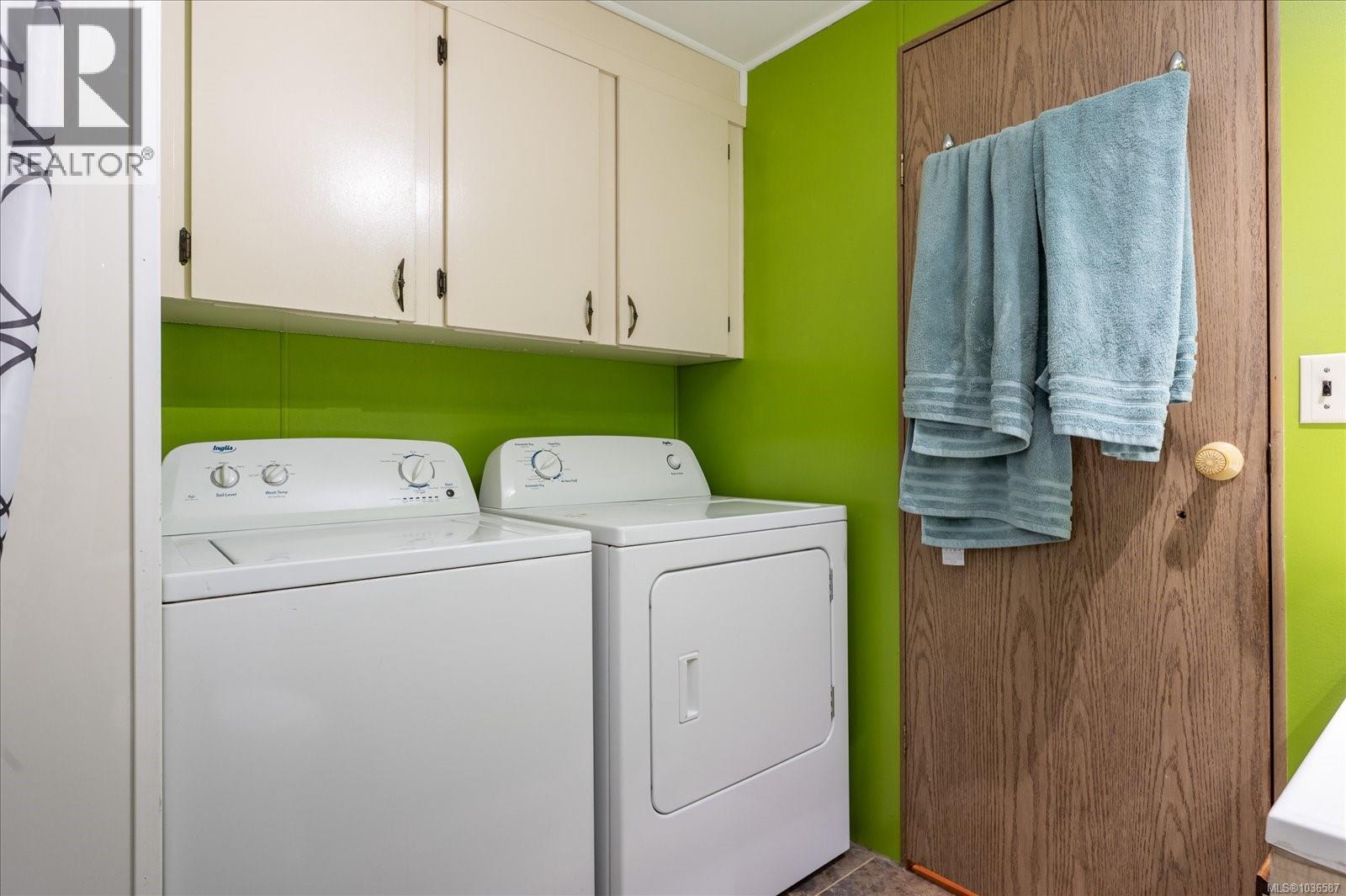 970 Carmen Cres - 18