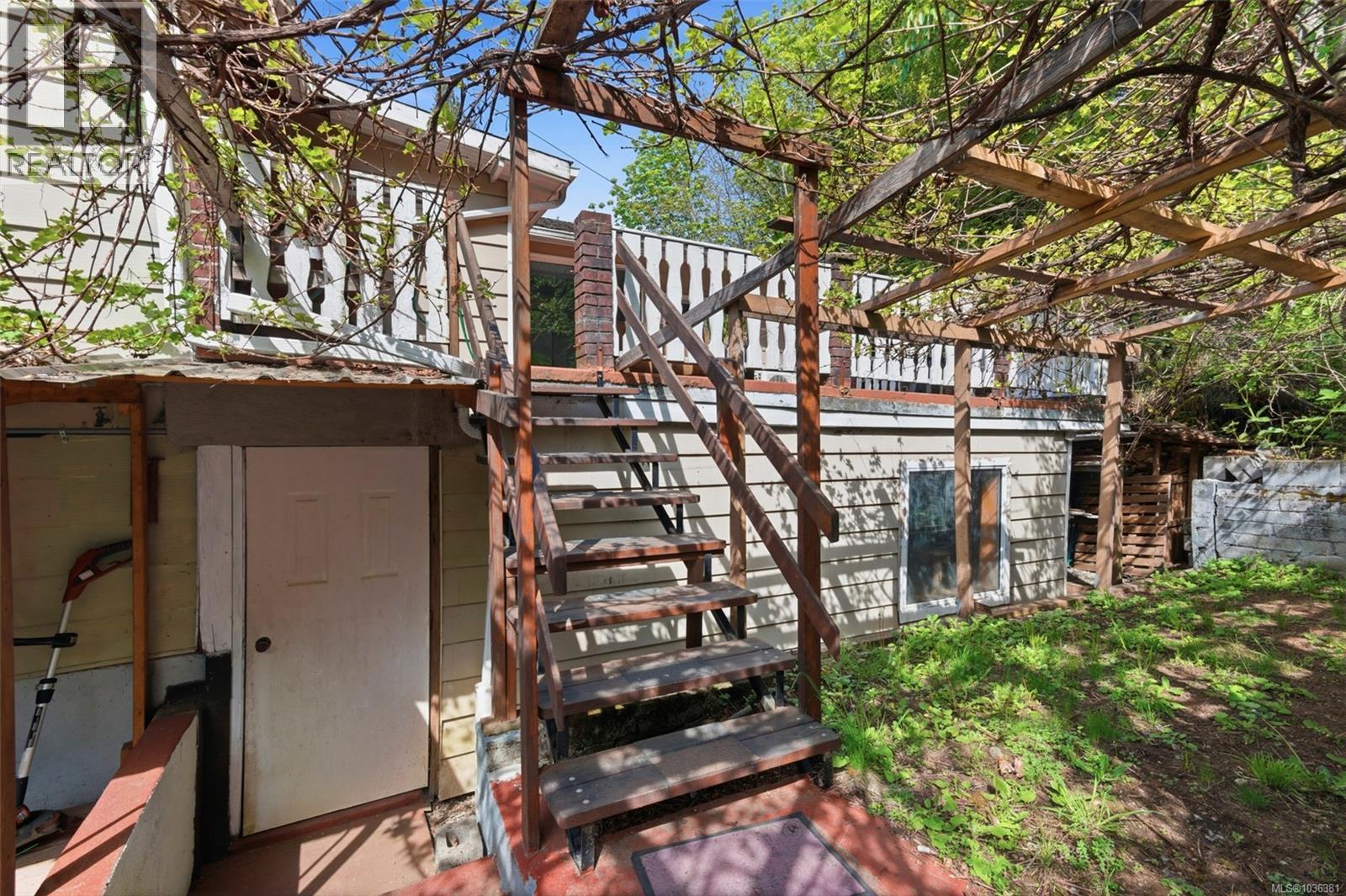 5281 Mary St - 22