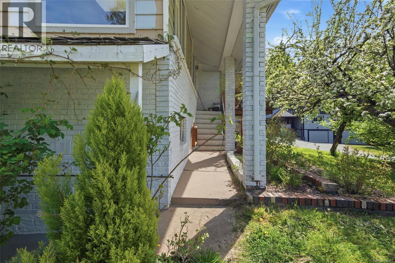 5281 Mary St - 20