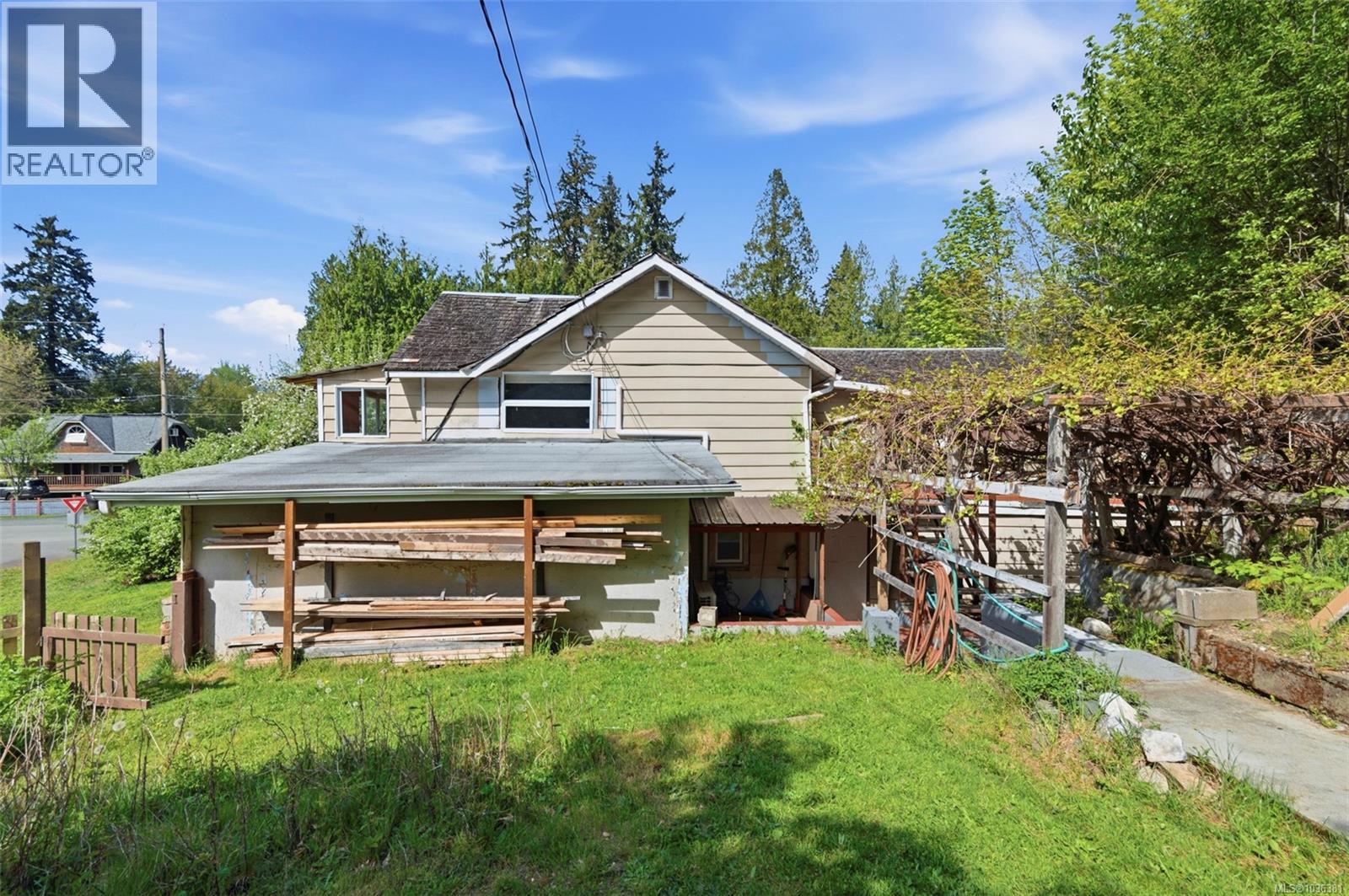 5281 Mary St - 23