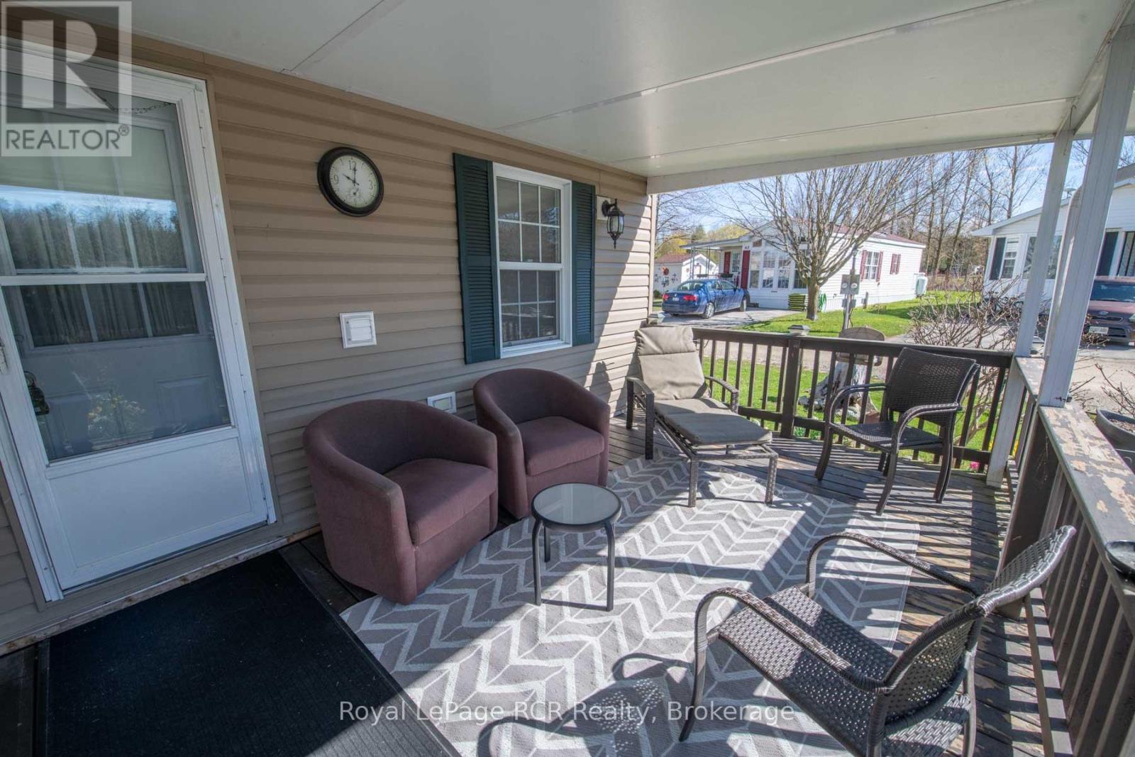 61 LAKESIDE STREET - 16