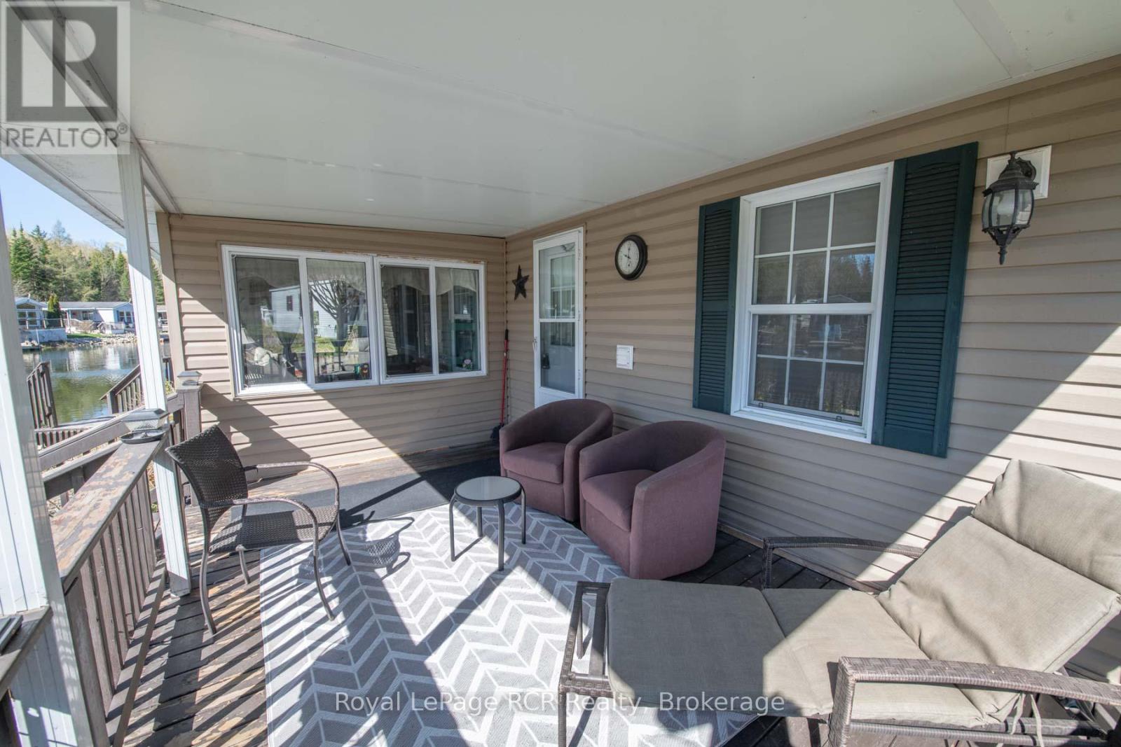 61 LAKESIDE STREET - 17