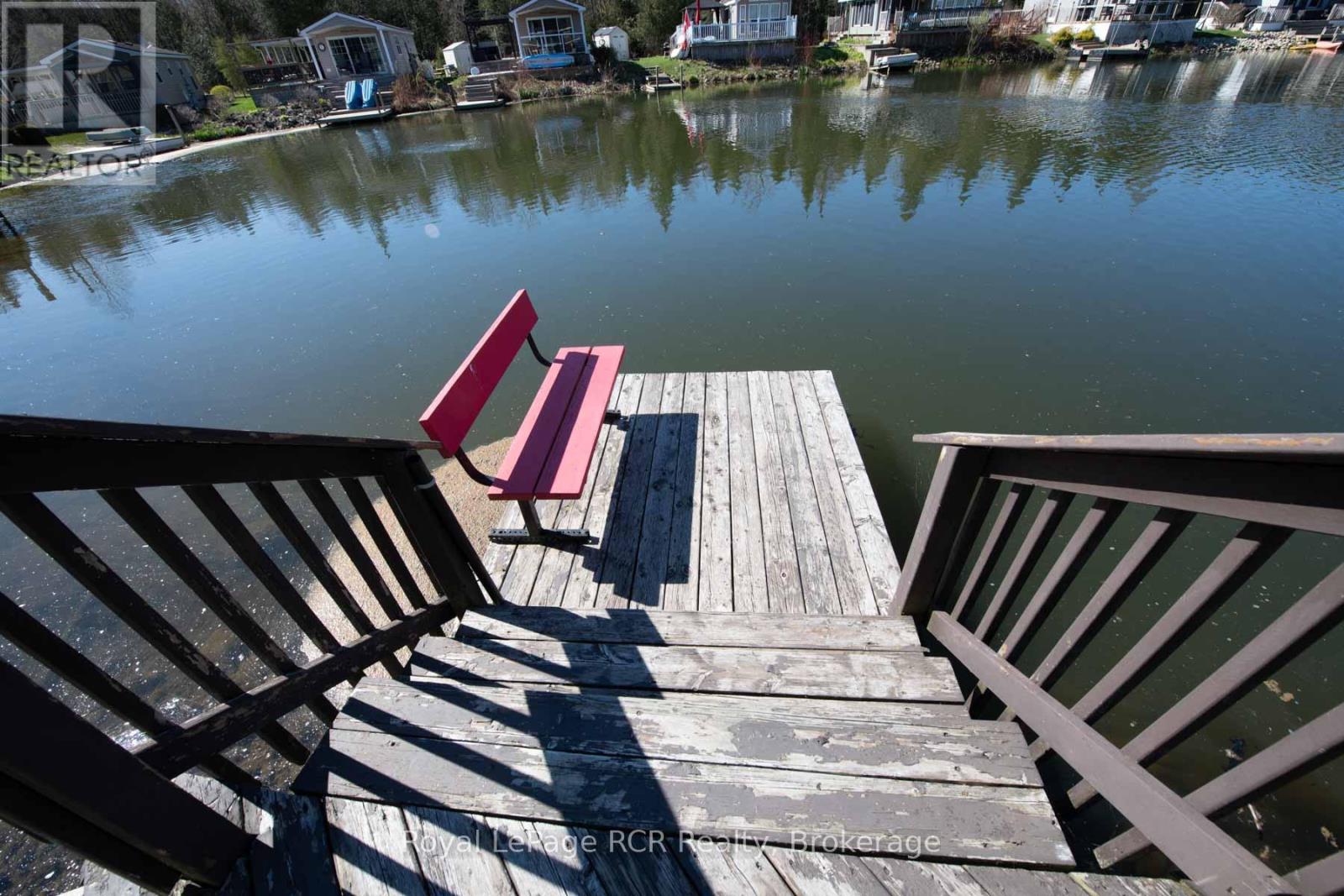 61 LAKESIDE STREET - 18