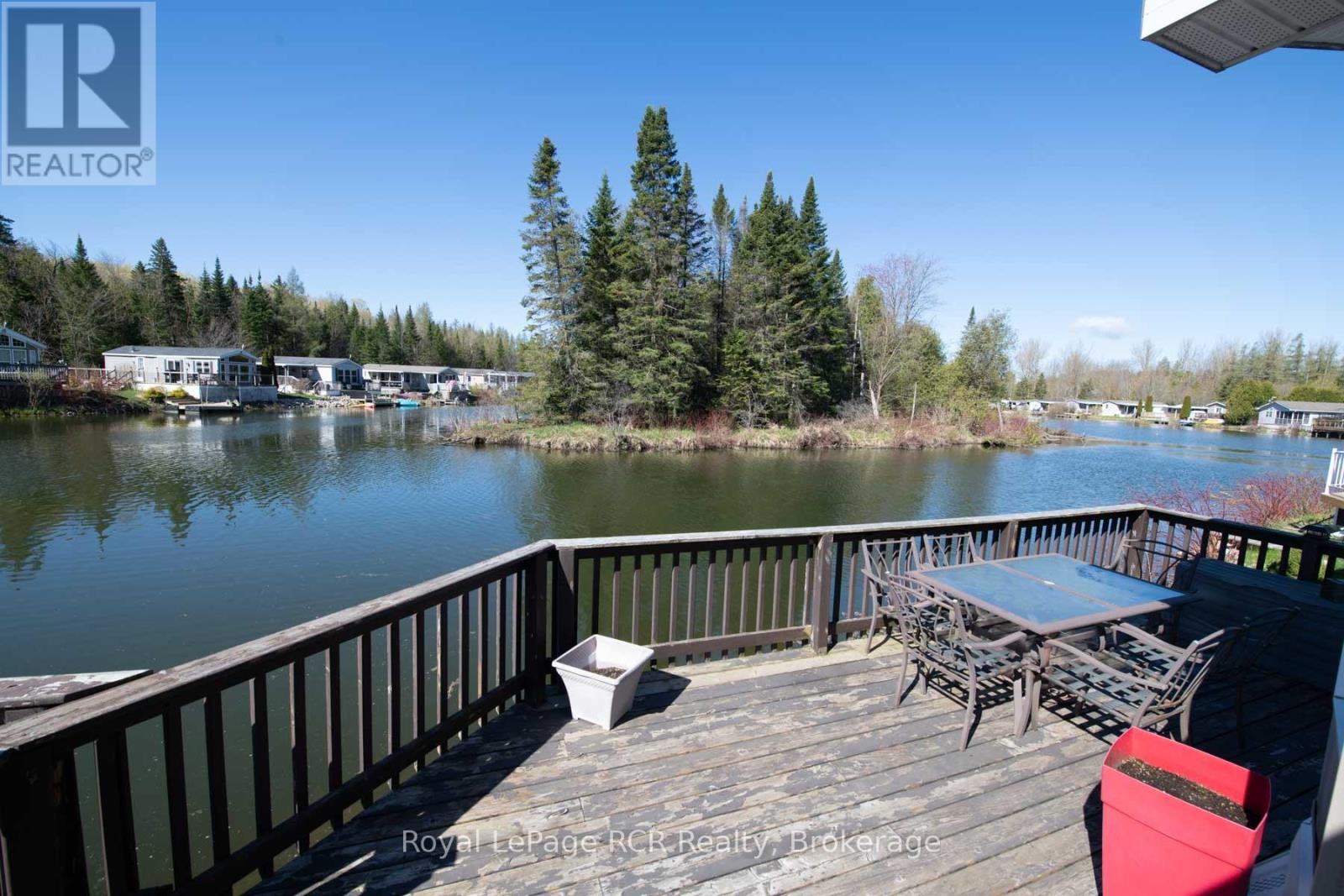 61 LAKESIDE STREET - 2