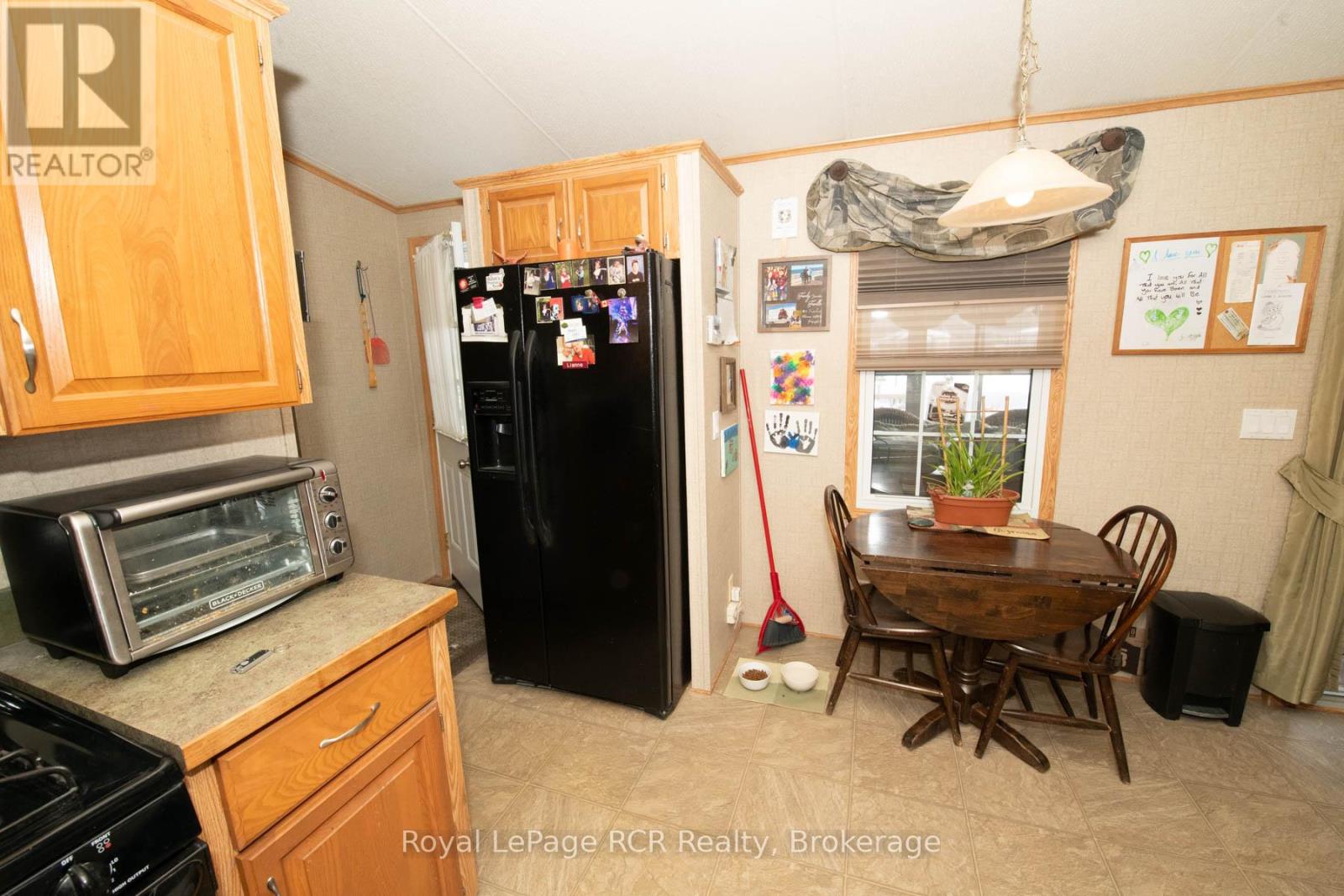 61 LAKESIDE STREET - 23