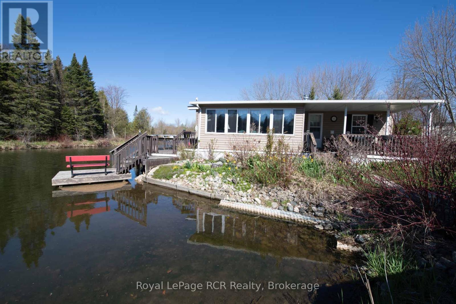 61 LAKESIDE STREET - 6