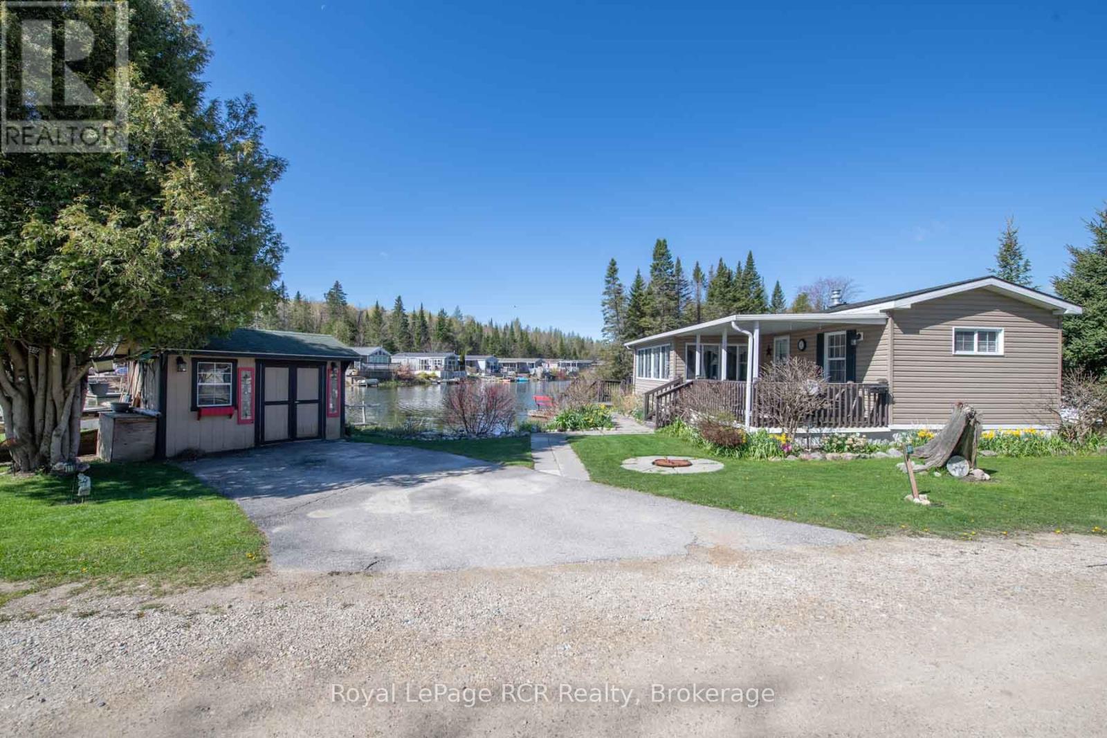 61 LAKESIDE STREET - 7