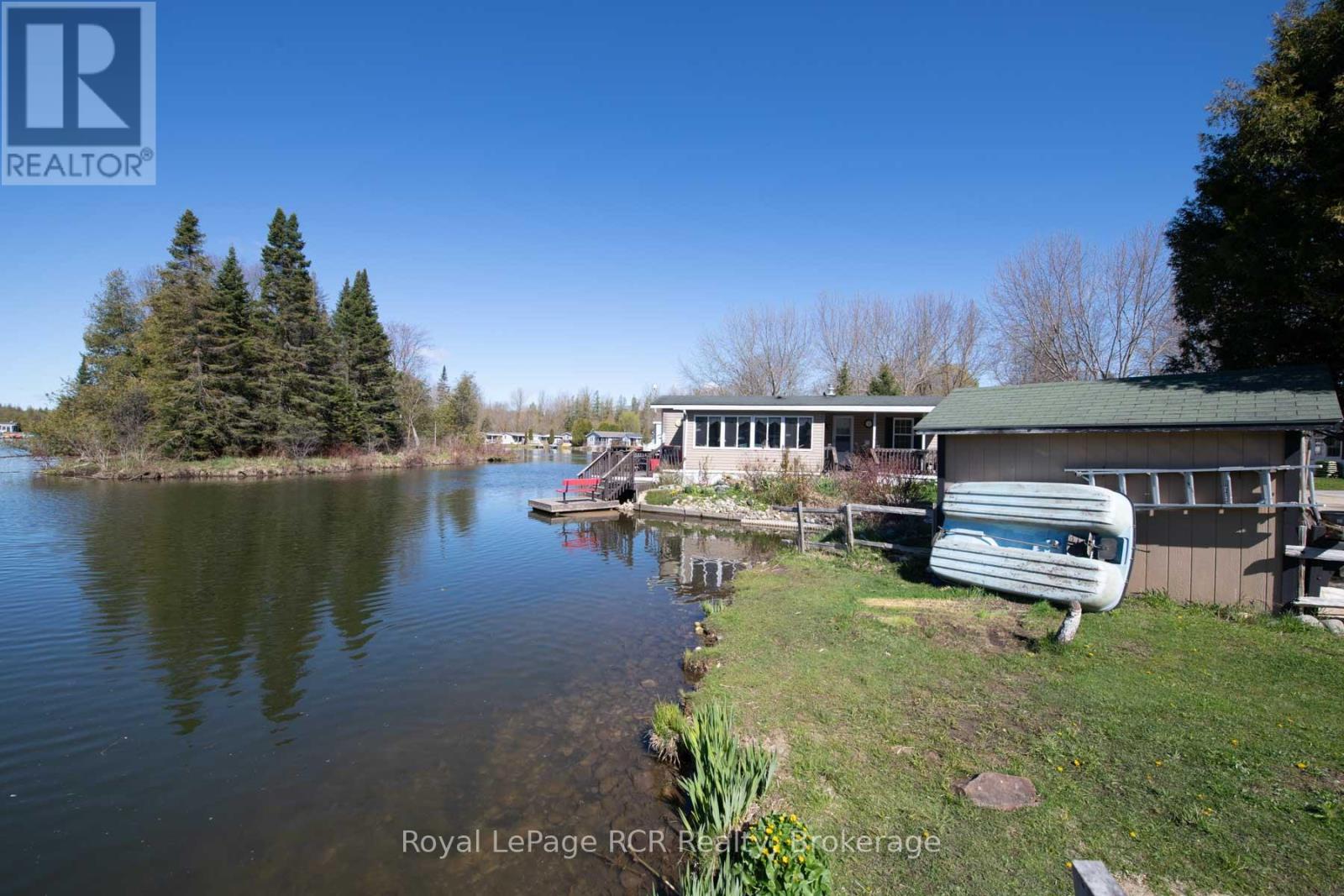 61 LAKESIDE STREET - 8