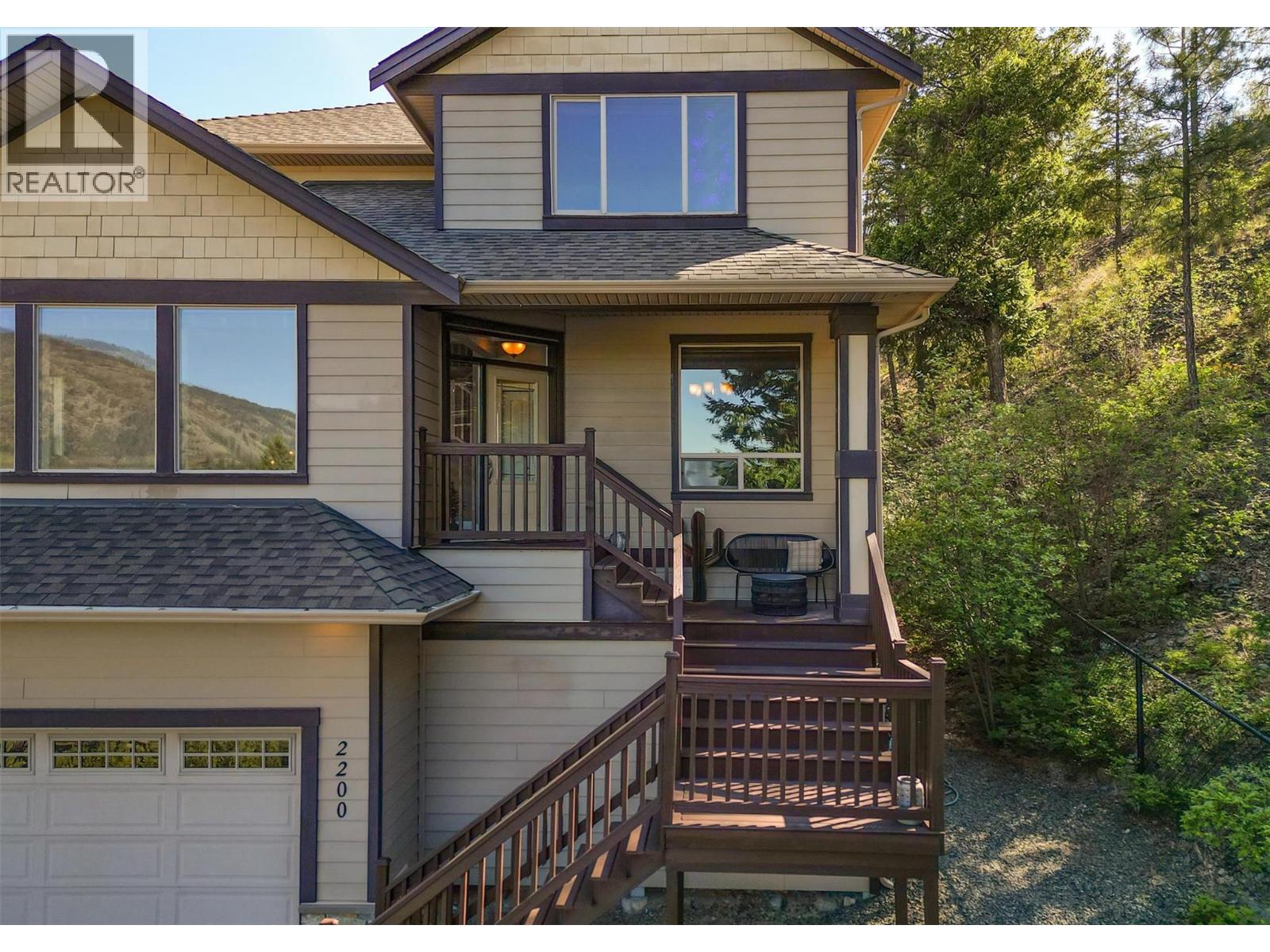 2200 Sunview Drive - 4