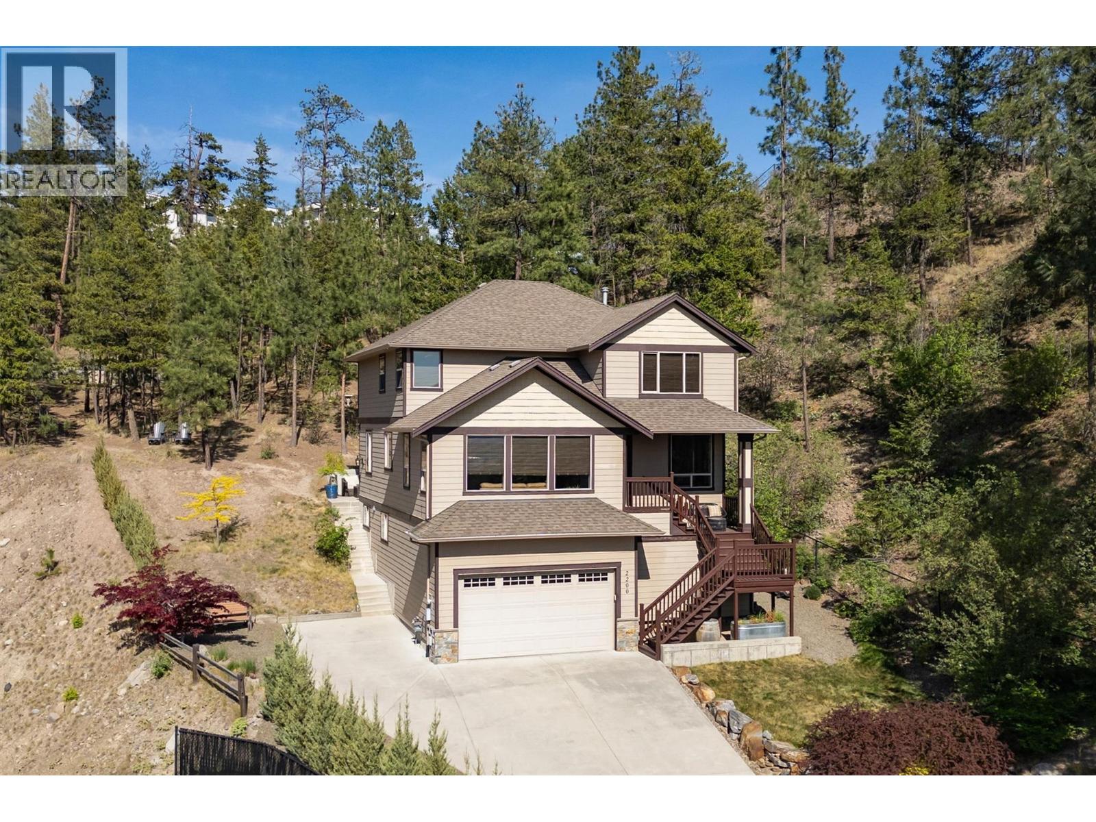 2200 Sunview Drive - 1