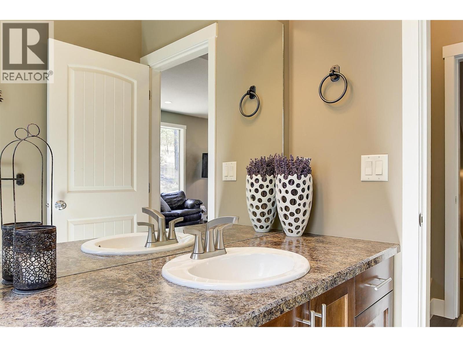 2200 Sunview Drive - 23
