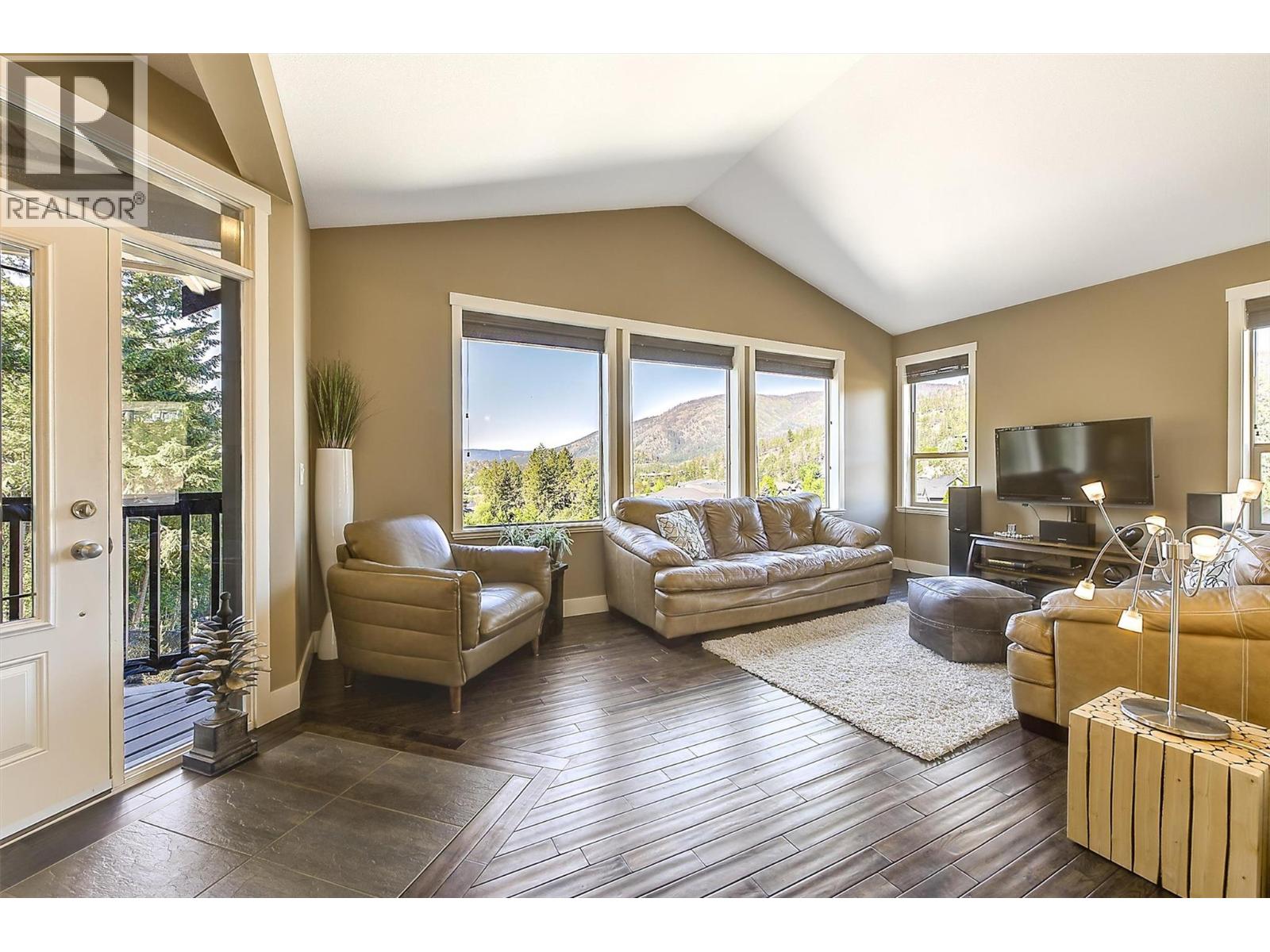 2200 Sunview Drive - 7