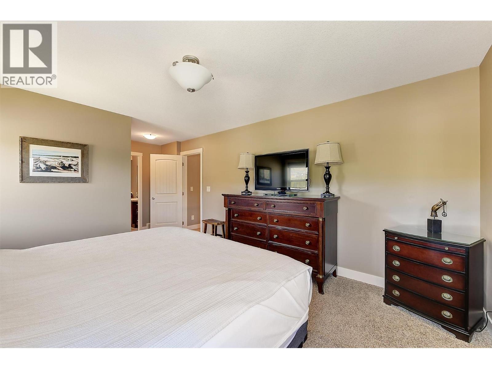 2200 Sunview Drive - 28