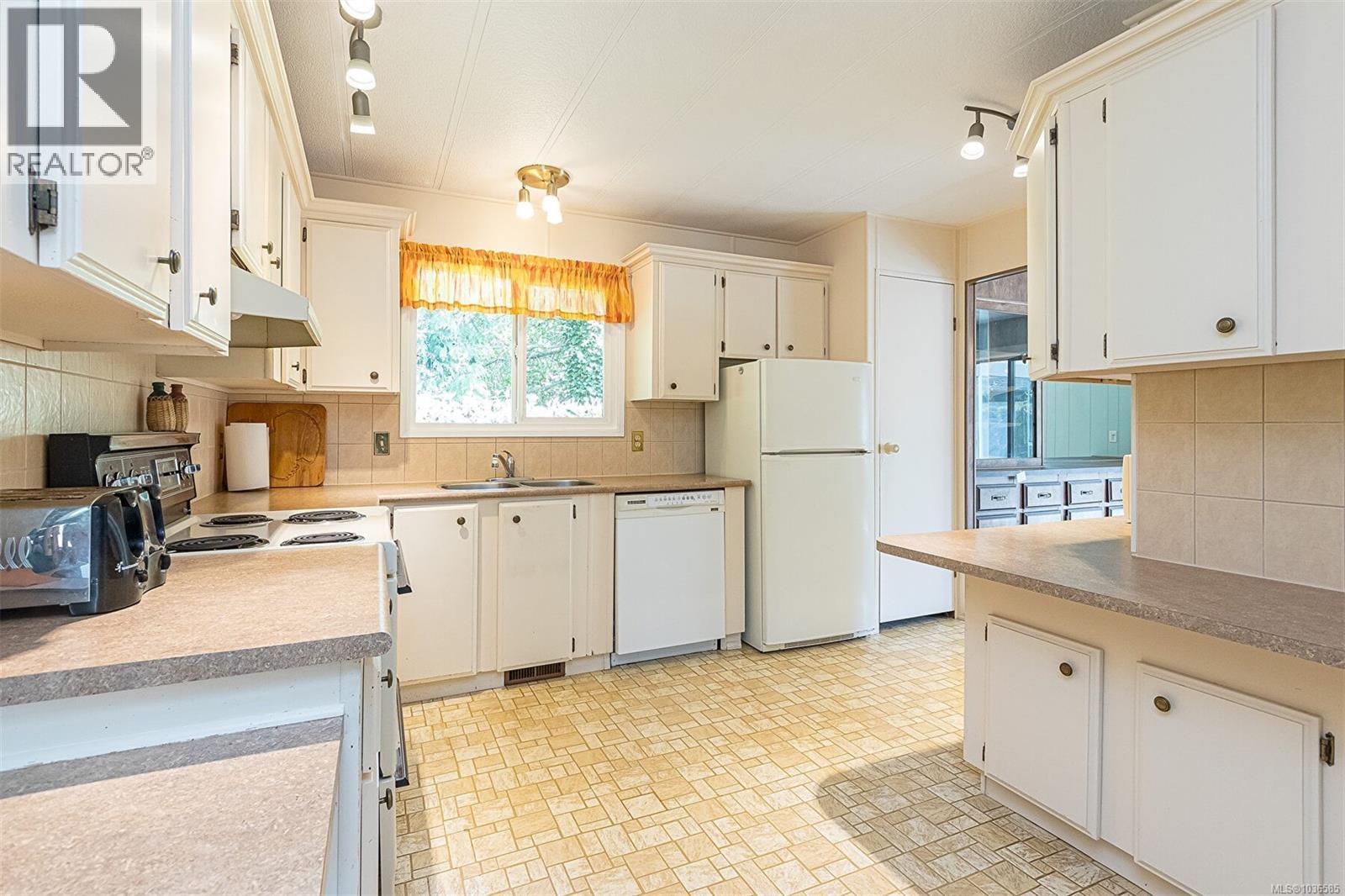 2170 Summergate Blvd - 11