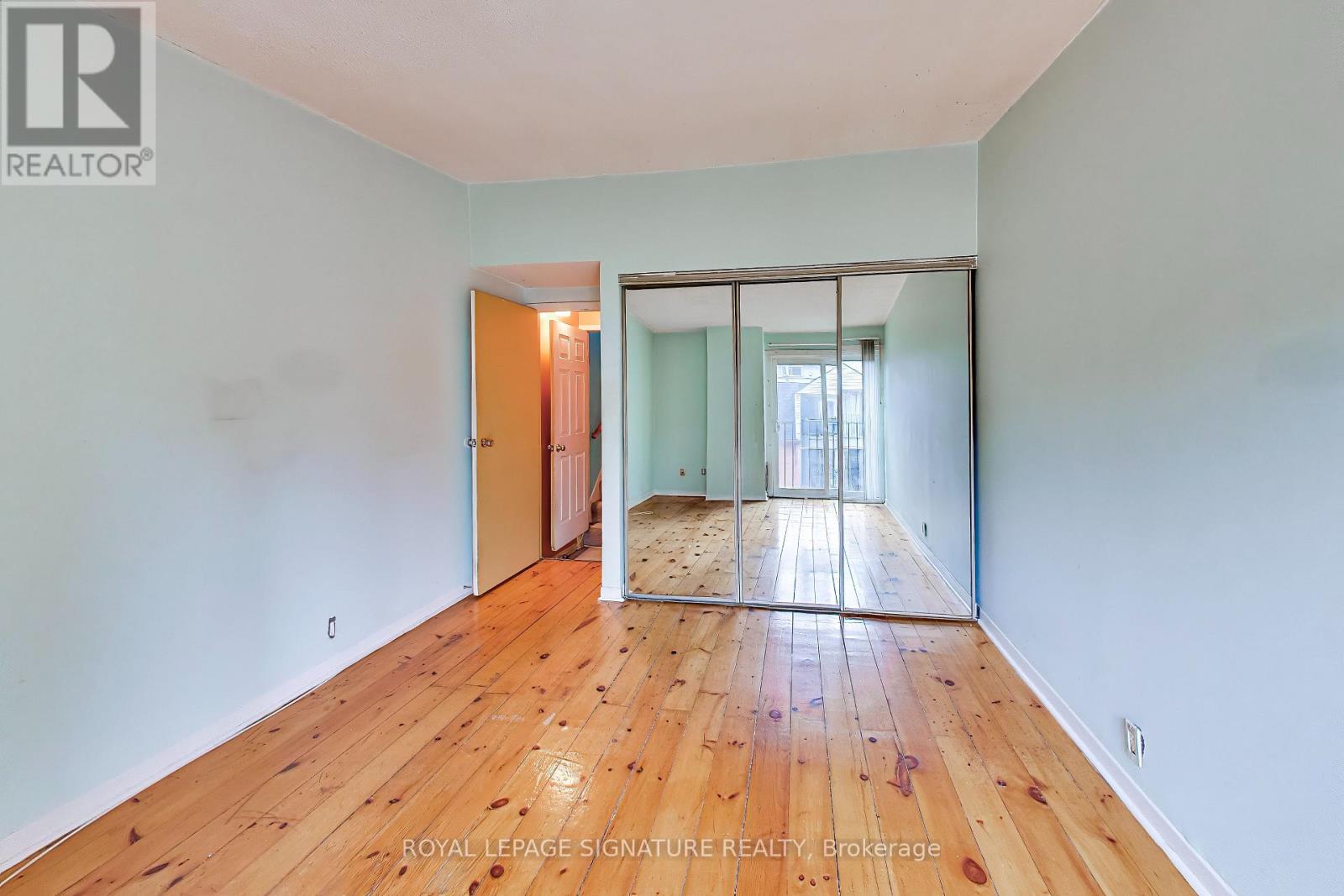 #18 325 JARVIS STREET - 12