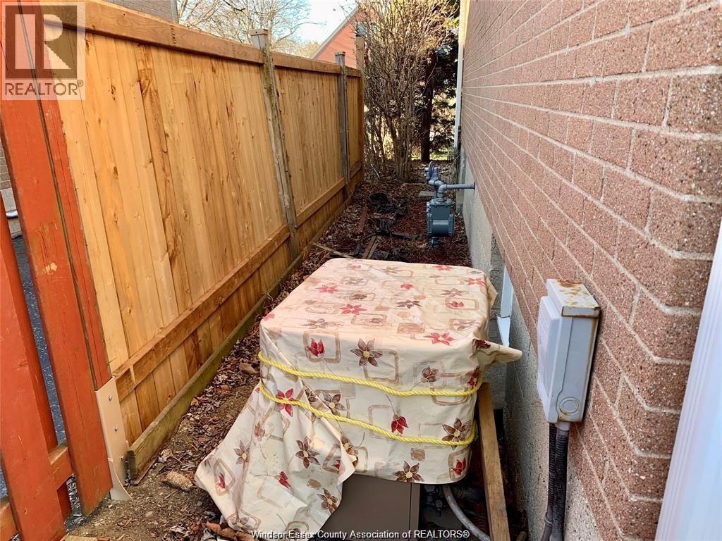 2943 MANCHESTER ROAD, Windsor, Ontario, N9C1X5 — Photo 10