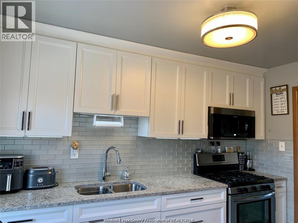 2943 MANCHESTER ROAD - 5