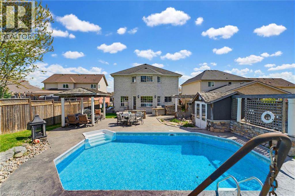 29 WATSON Crescent - 45