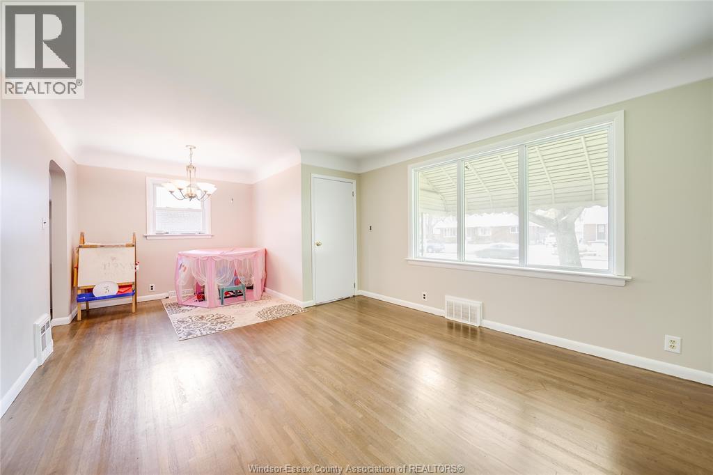 3264 DOMINION BOULEVARD, Windsor, Ontario, N9E2N5 — Photo 24
