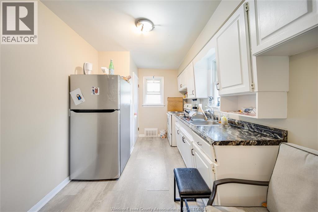 3264 DOMINION BOULEVARD, Windsor, Ontario, N9E2N5 — Photo 6