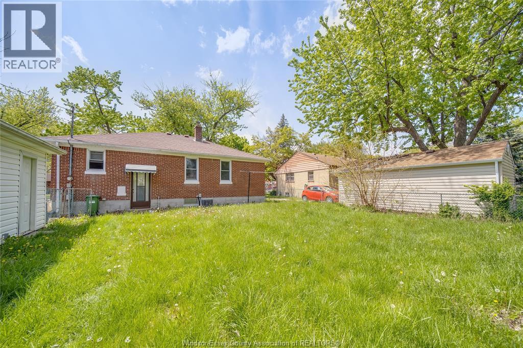 3264 DOMINION BOULEVARD, Windsor, Ontario, N9E2N5 — Photo 11