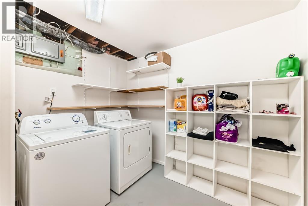 19 Meadowview Road SW - 38