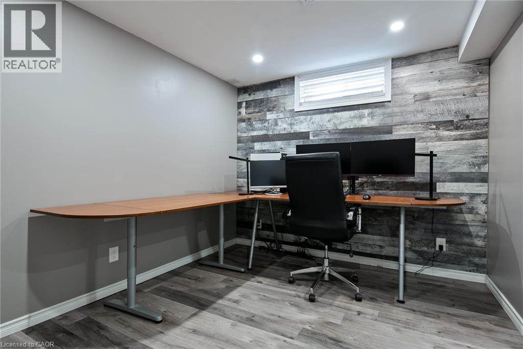 729 BRANDENBURG Boulevard - 25
