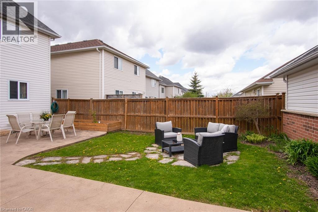 729 BRANDENBURG Boulevard, Waterloo, Ontario, N2T2V4 — Photo 28