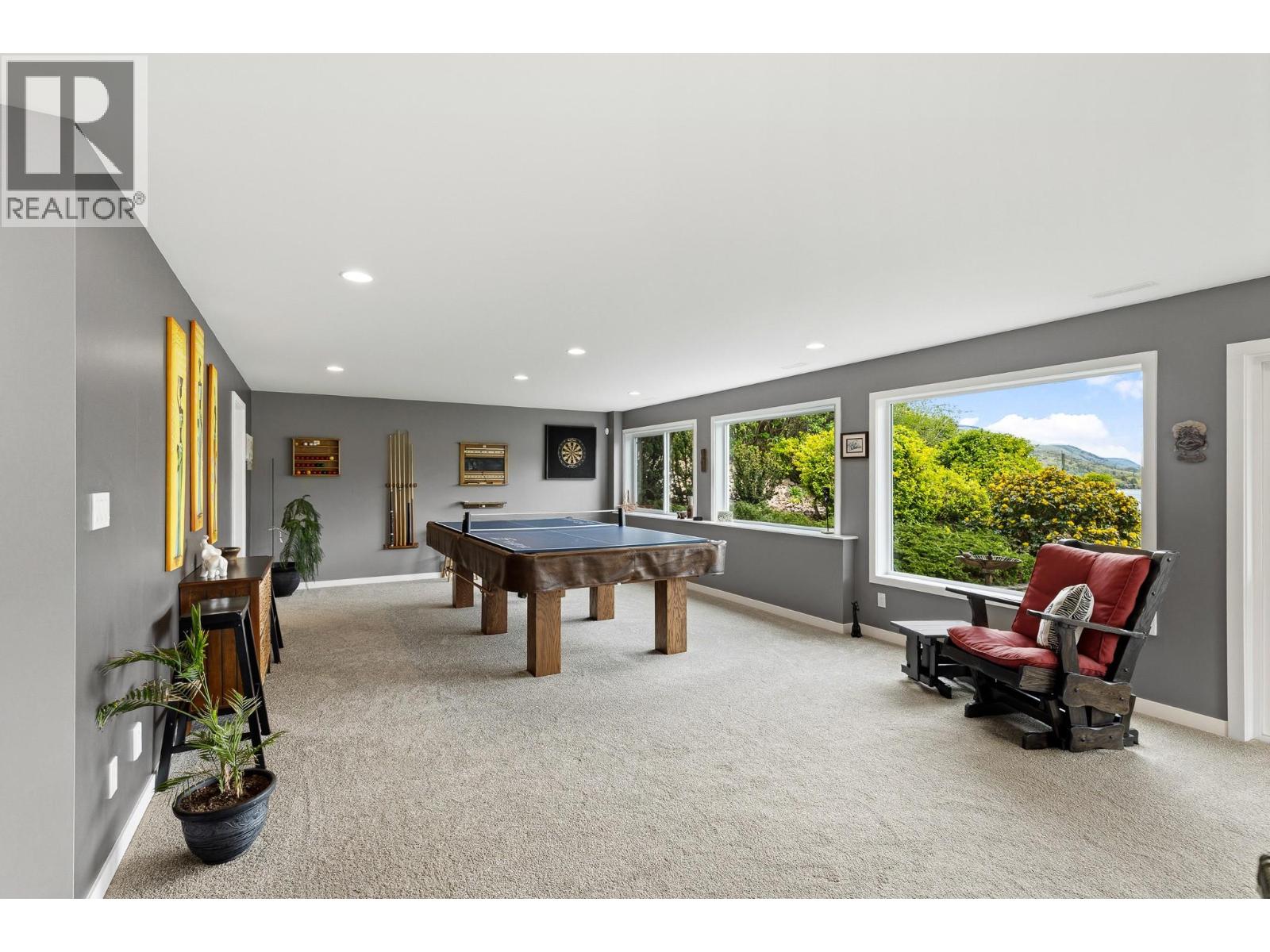 8119 Stoneridge Drive - 47