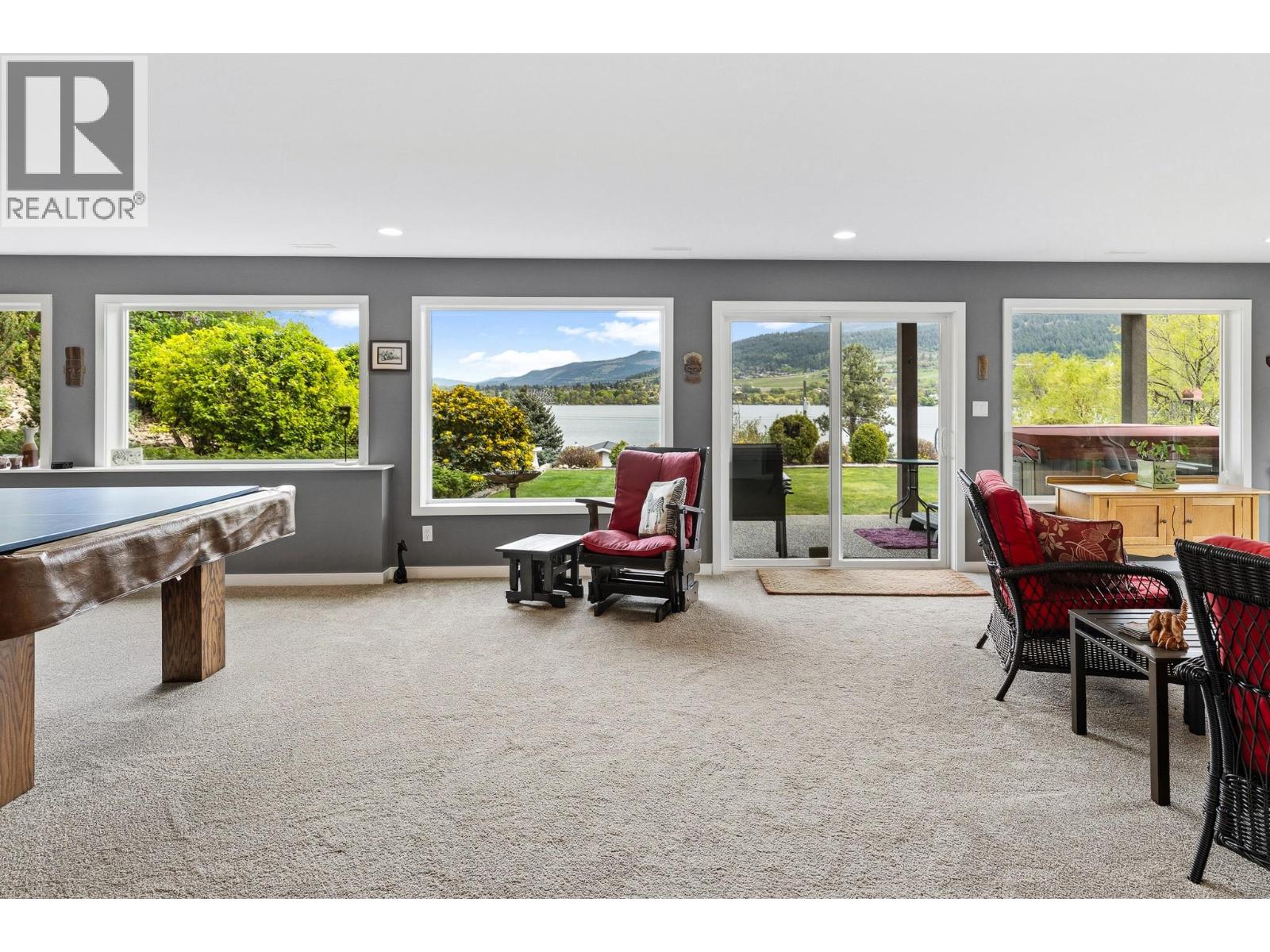 8119 Stoneridge Drive - 46