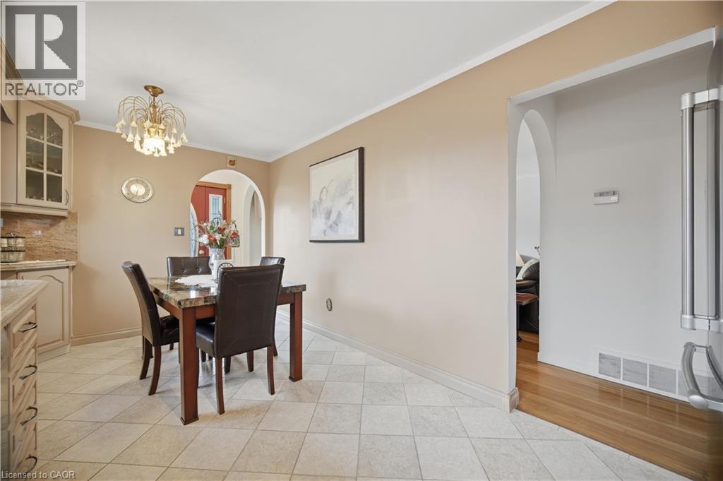 31 SUMMERCREST Drive, Hamilton, Ontario, L8K6G5 — Photo 19