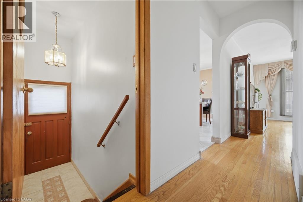 31 SUMMERCREST Drive, Hamilton, Ontario, L8K6G5 — Photo 29