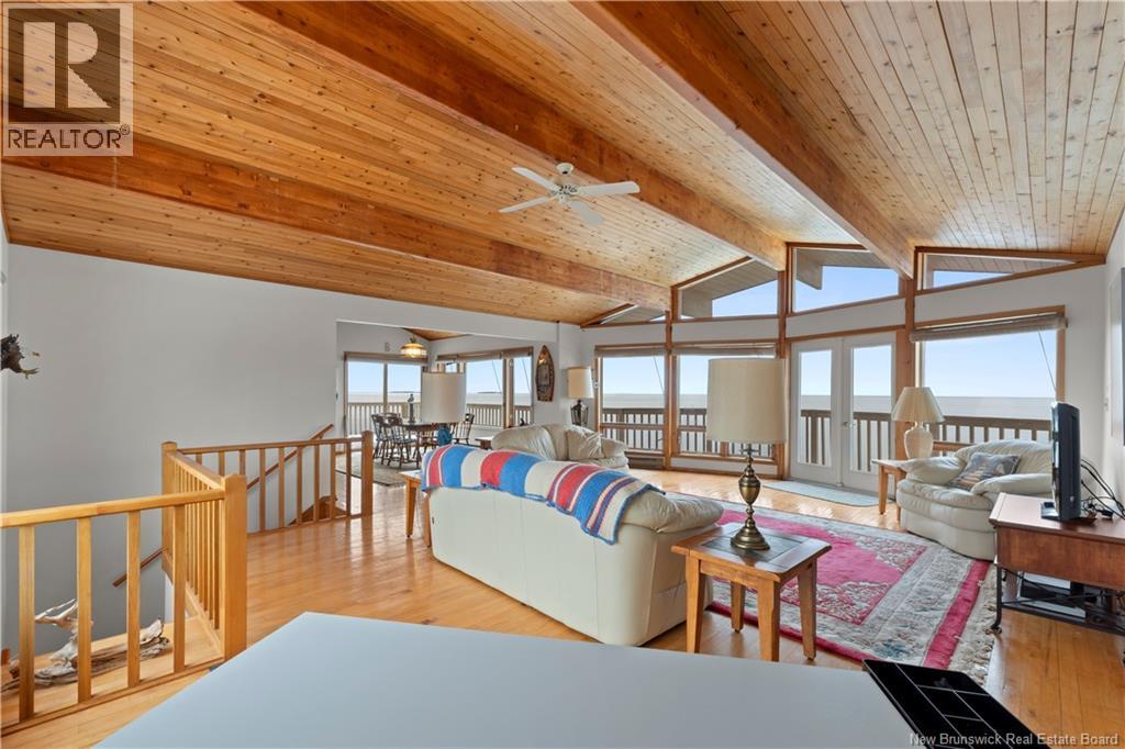 572 Fundy Drive - 9