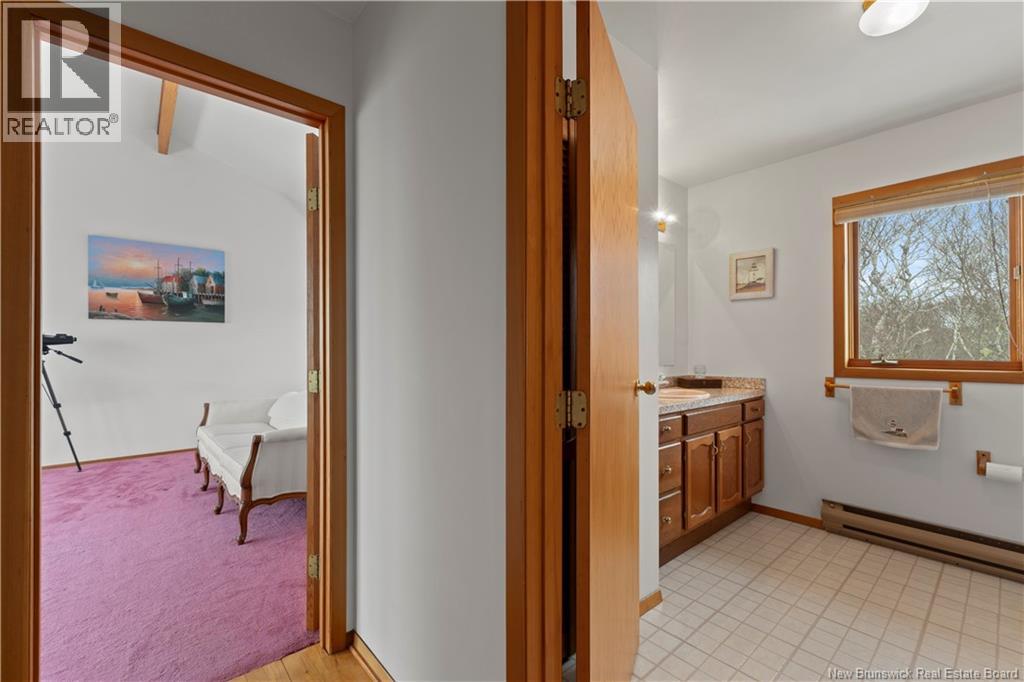 572 Fundy Drive - 20