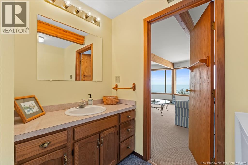 572 Fundy Drive - 31