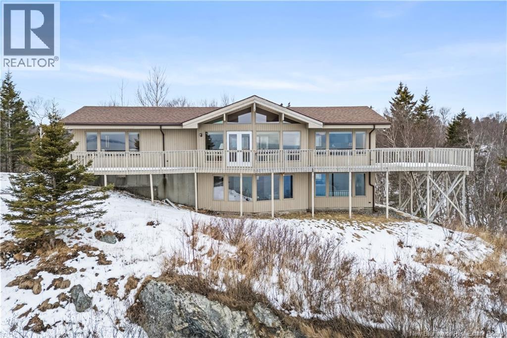 572 Fundy Drive - 37