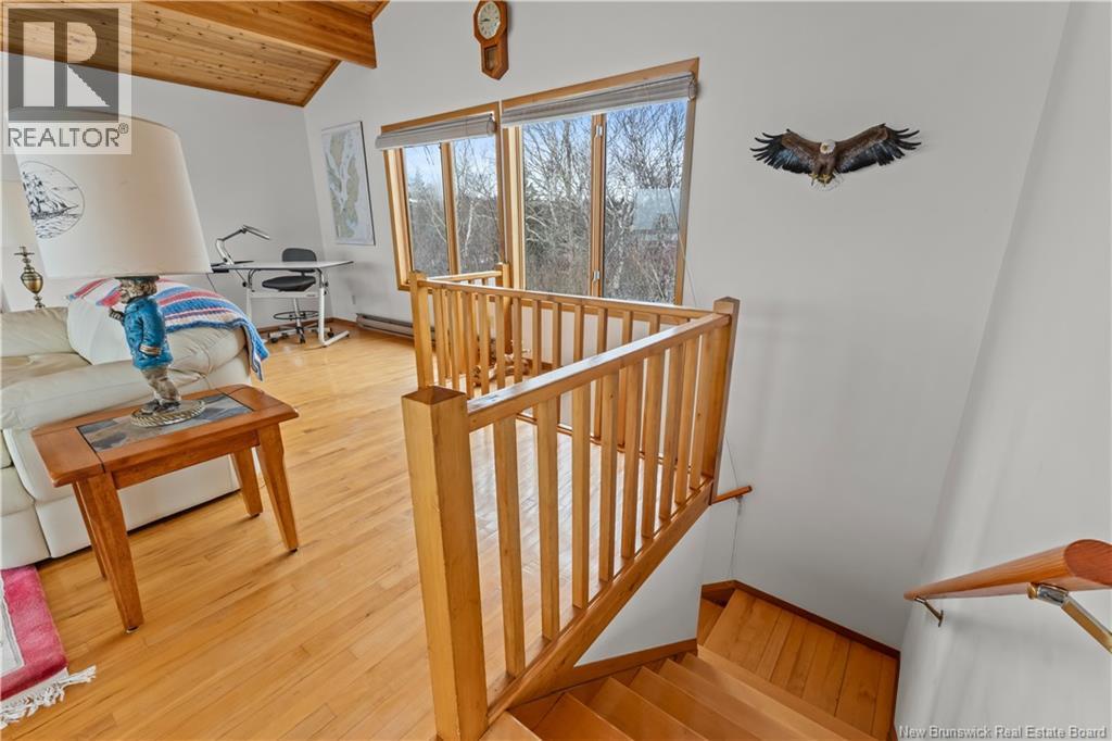 572 Fundy Drive - 24