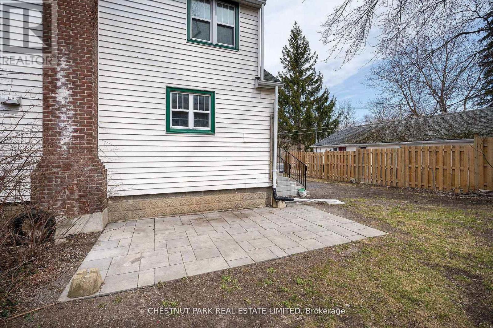 31-33 WASHBURN STREET - 17
