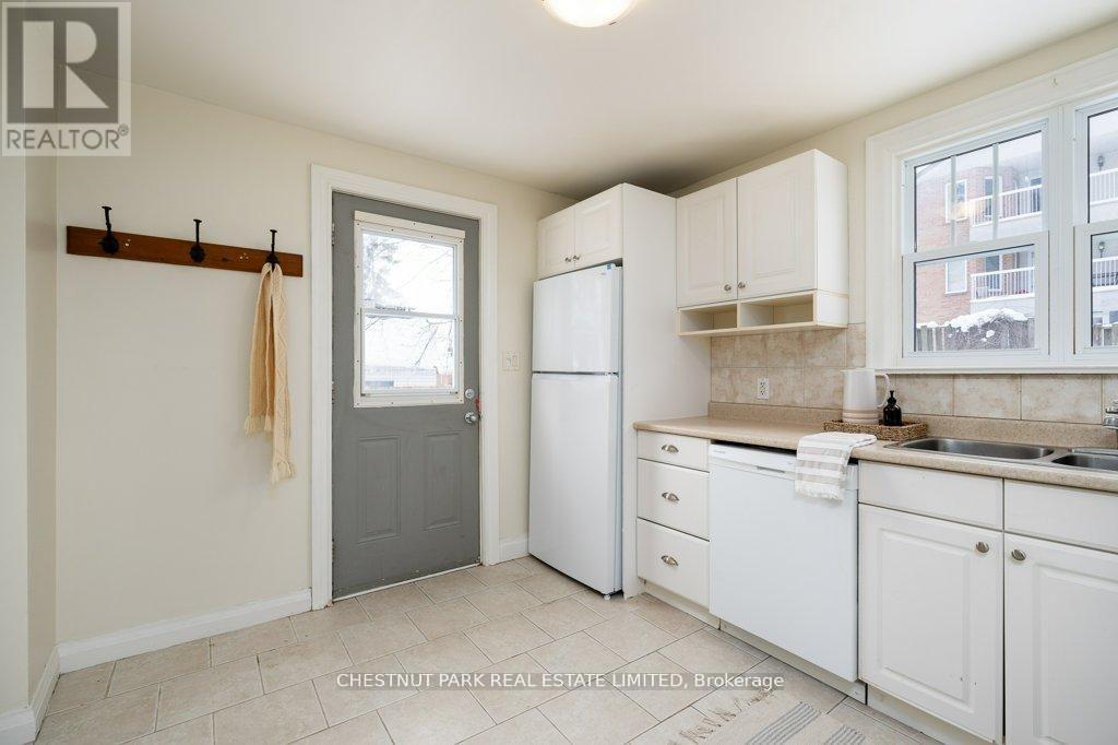 31-33 WASHBURN STREET - 4