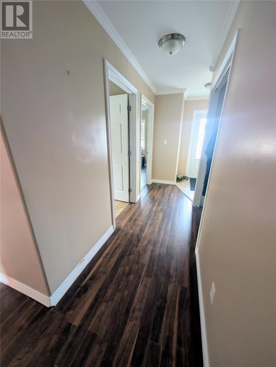 1-3 Murphy Crescent - 16