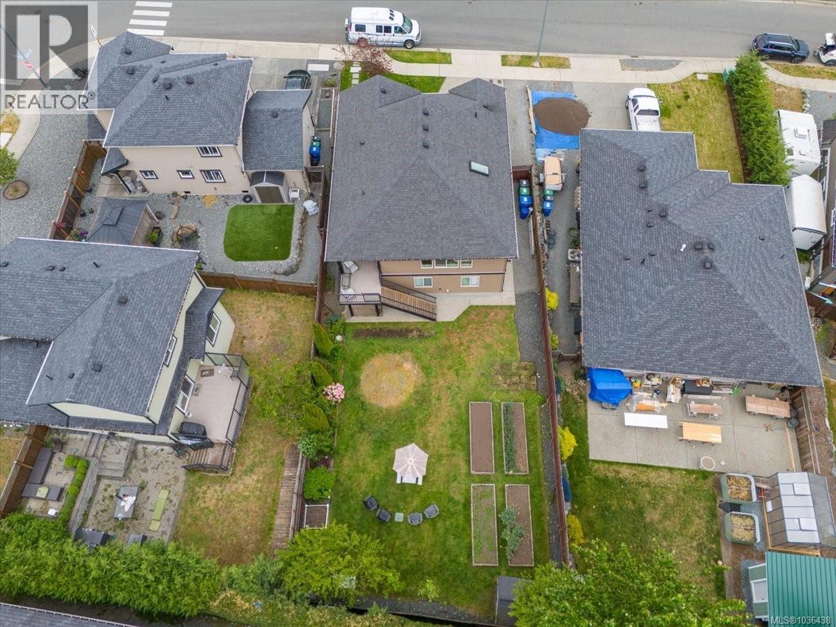 2055 Stonecrop Rd - 53