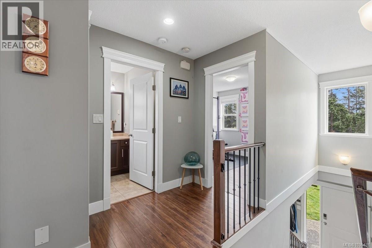2055 Stonecrop Rd - 25