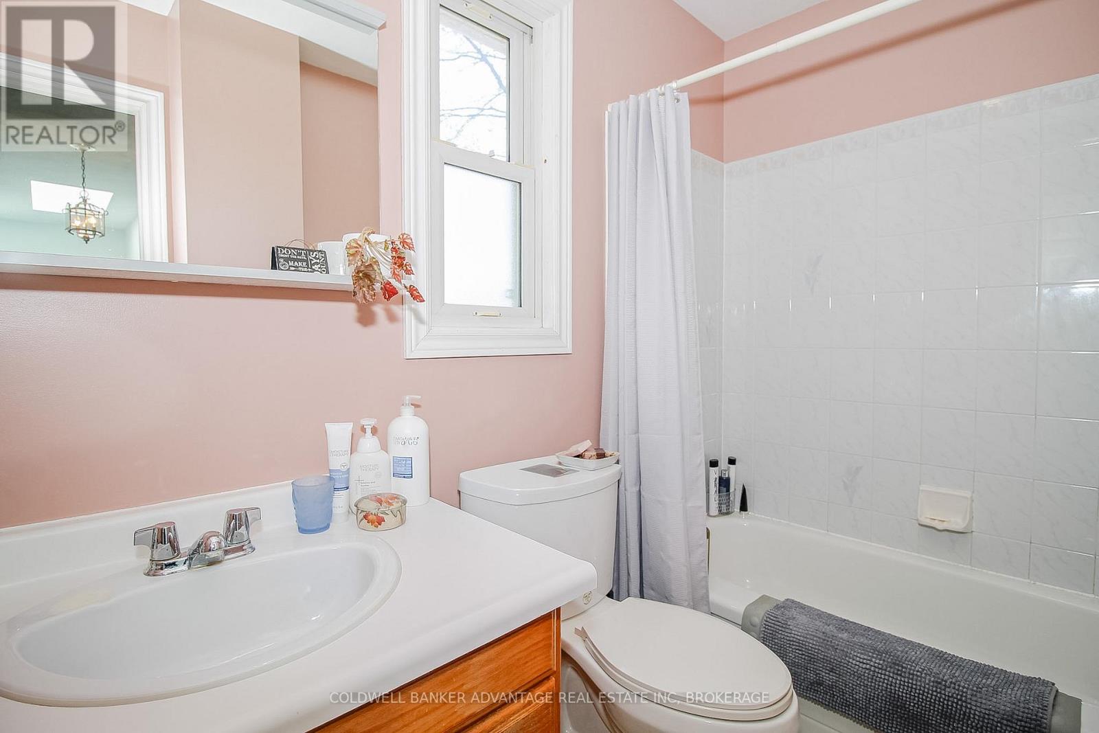628 CLARE AVENUE - 25