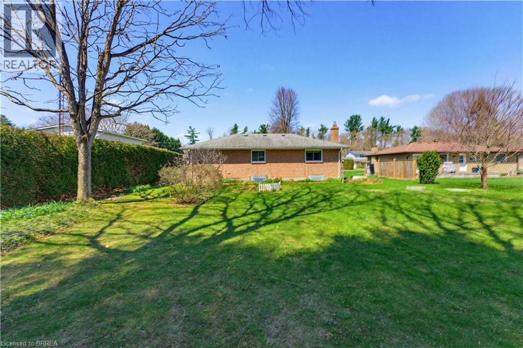 65 LYNDHURST Avenue, Pine Grove, Ontario, N3Y4J9 — Photo 17