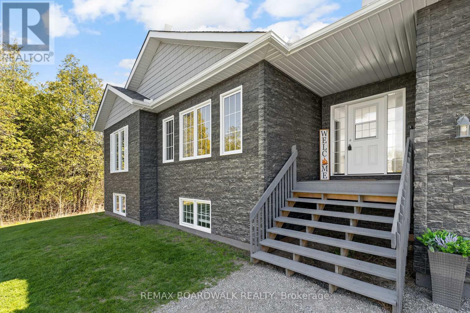 661 PINERY ROAD - Image 3