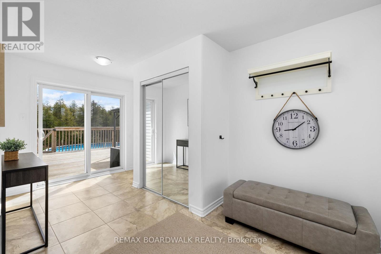 661 PINERY ROAD - 5