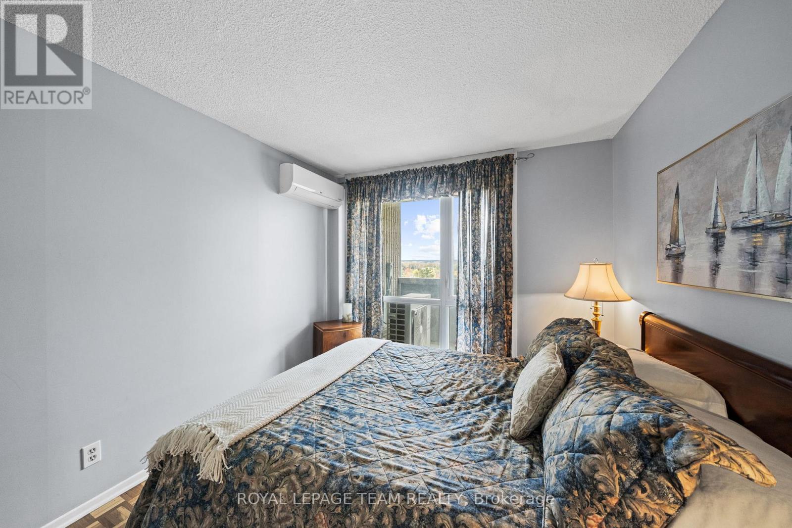 #1010 2625 REGINA STREET - 28