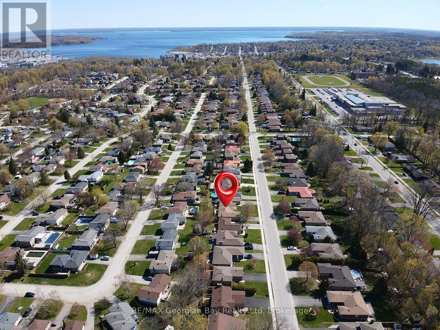 1032 DOMINION AVENUE - 30