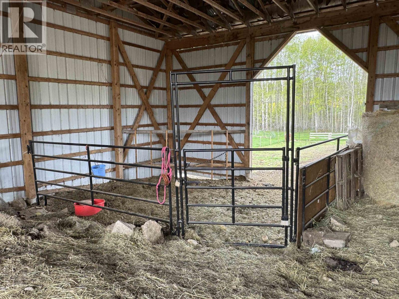 21872 W 16 HIGHWAY - 35
